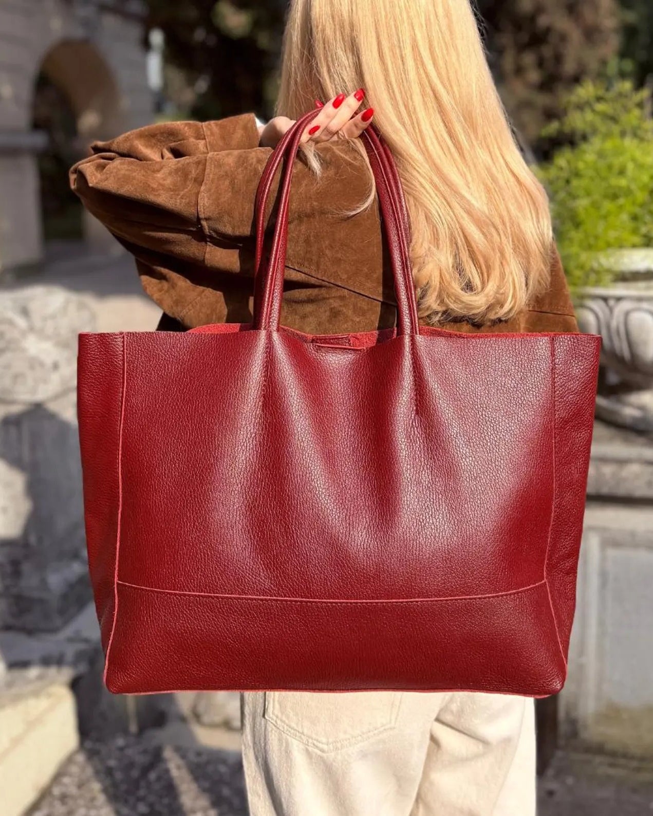 Daily Leather Tote
