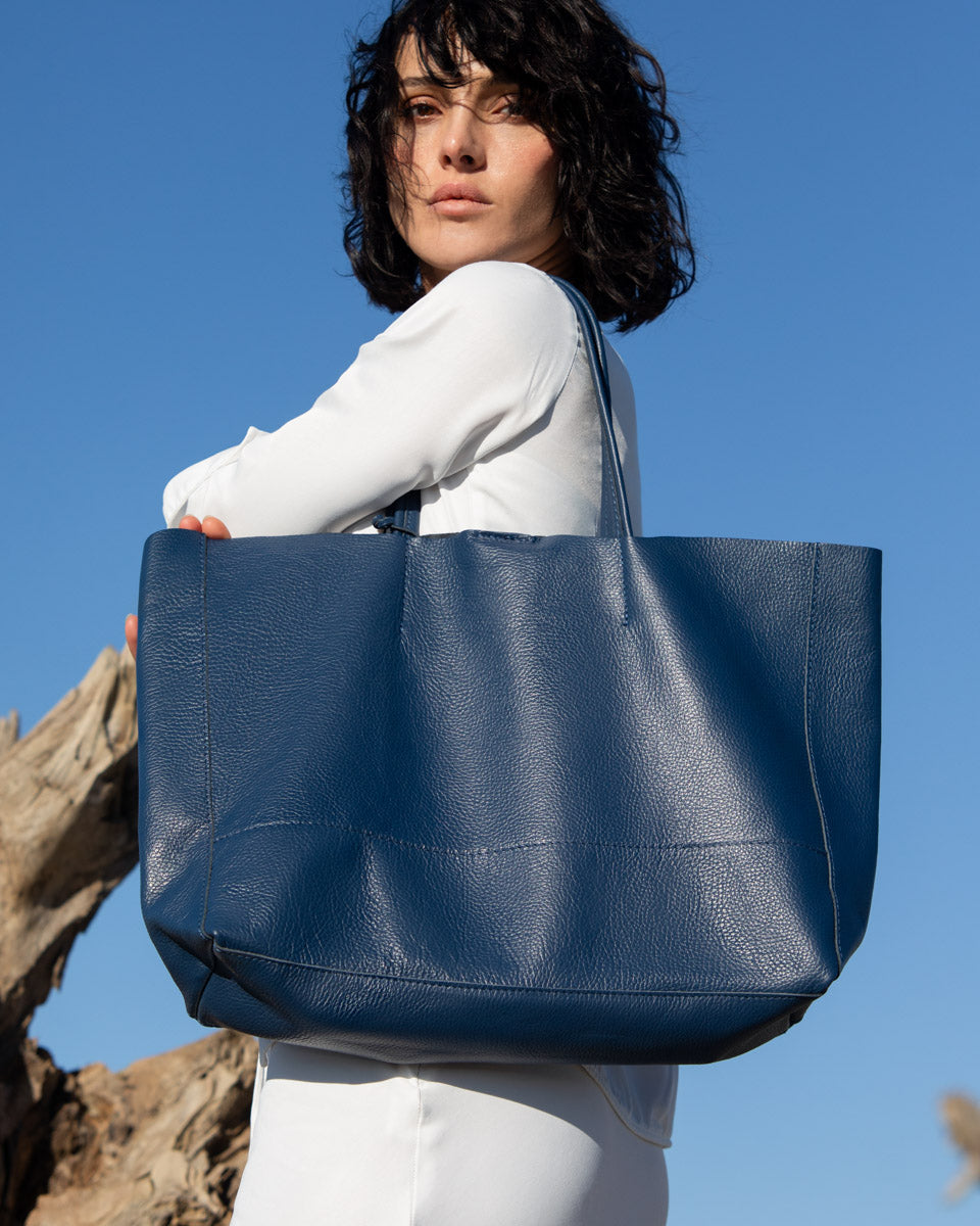 Daily Leather Tote