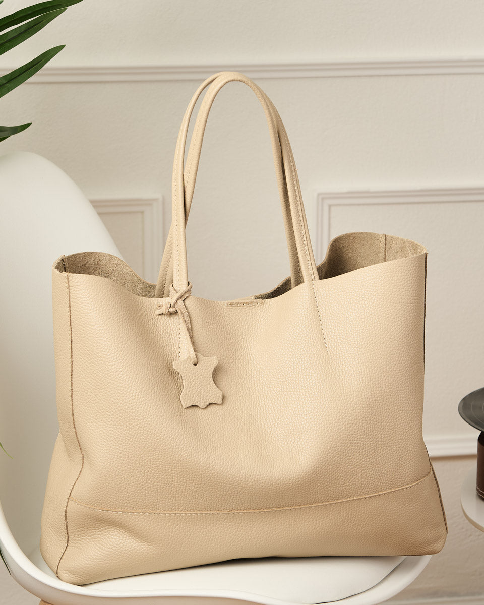 Daily Leather Tote