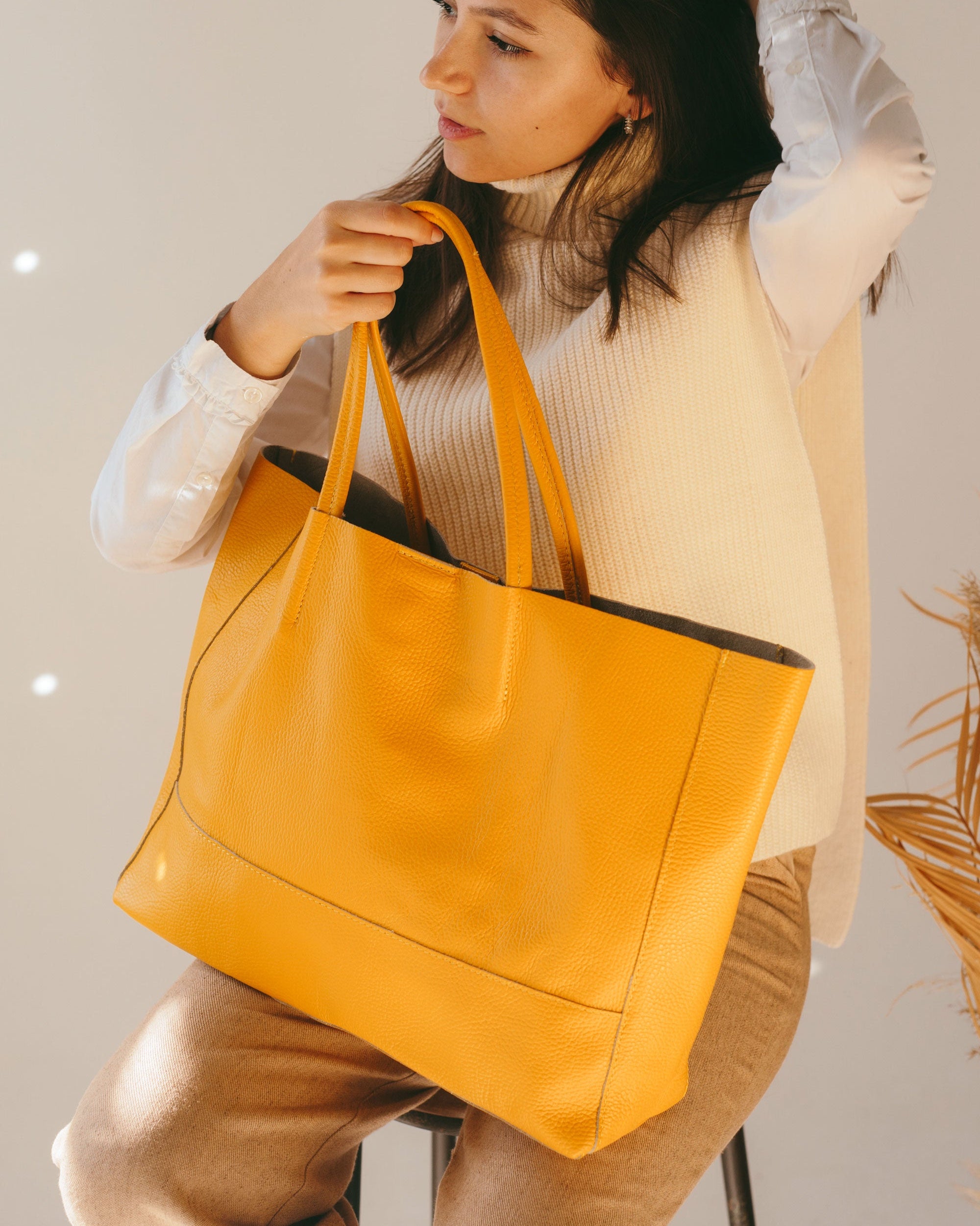 Daily Leather Tote